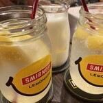 ニニョ トラヴィエソ - 