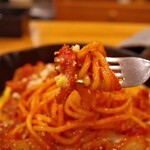 カフェバー Lit - 生パスタの鉄板ナポリタン