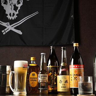 目玉商品の”海賊ビール”を初めとする100種類以上の銘酒