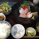 居酒屋 姫咲丸 - おまかせ刺身5点