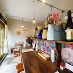 Merci - カウンター席