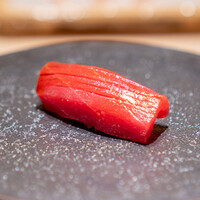 鮨 由う - 塩釜の本鮪 赤身の漬け