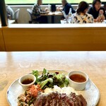 ダブルフォーアパートメント - 