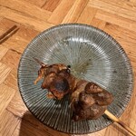 餃子といえば芭莉龍 - しめじとチェダーチーズ串