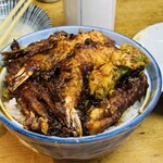 天ぷら 中山 - 天丼、漬物、味噌汁