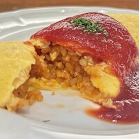 厳選洋食さくらい - オムライスセット ハーフサイズ(自家製トマトケチャップ)