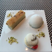 Prime42 steakhouse & sky bar - 