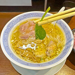 らぁめん 信 - 「ピノグリーン」（小松菜の幼葉）