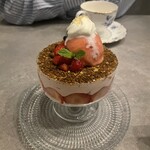 パフェ、珈琲、酒、佐藤 - 