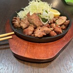 炭焼鉄板焼KUMA - 炭焼砂ズリ