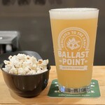 Hathor - 無限ポップコーン２杯目と宇宙リラックス