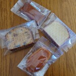 パティスリー ラ・ガール バイ ルイ ロブション - 