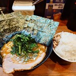 ラーメン 末廣家 - 