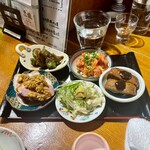 くらのすけ - ボードメニューのお任せおばんざい