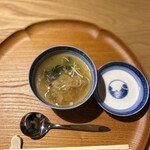 中華 大しげ - 気仙沼産フカヒレと唐津・浜玉町産キノコのスープ。