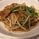 中華そば 東光 - ニラレバ炒め