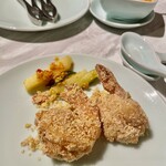 RED HOUSE SEAFOOD - Cereal Prawn＠$32