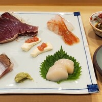 鮨処もり山 - お刺身盛り合わせ