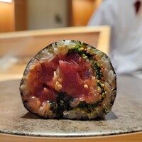 銀座 鮨 魯久 - マグロの太巻き