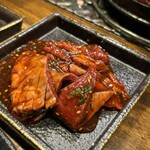 炭火焼ホルモン ぐう - アカコリ