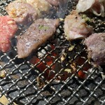 極み焼肉ホルモン 清司 - 