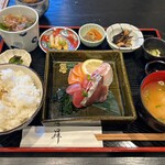 昇 - 刺身定食　　ご飯中盛り