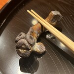 他力野割烹 - 箸置きはかわいいムツゴロウ。