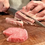 肉の変態集団 疾風ホルモン - 目の前でカット