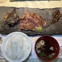 神戸牛 八坐和 阪急三宮店 - 