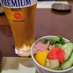 照の家 - お通しのサラダ