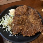 もつ焼きばん - レバカツ300円安過ぎでしょ