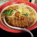 万世麺店 - ハーフ俳骨野菜麺