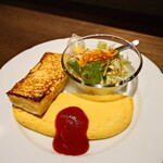 洋食とカフェ きいろのスプーン - 