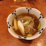 そね田やきとりや - お通しの芋煮