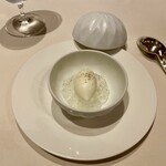 レストラン コートドール - Avant Dessert 発酵バターミルクのソルベ　カルダモンのジュレ