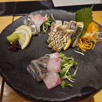 博多炉端 炉邸 - コースの刺身盛り