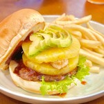 ブラックプール ハンバーガー カフェ - パインが復活したので♪※復活後好評で売り切れ目前だそうです