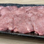 焼肉・定食・冷麺 味楽苑 - 特上和牛タン2,900×2