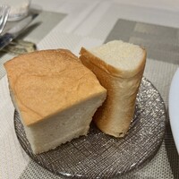 俺のフレンチ グランメゾン 大手町 - おかわりできるパン！
