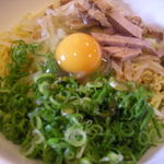 笑福軒 - 釜玉ラーメン