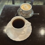 モクセイ - ブレンドコーヒー(420円)
            プリン(250円)
            (セットで30円OFF)