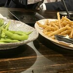 個室居酒屋 時しらず - 前菜畑のお肉 枝豆、牛蒡の唐揚げ