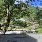 ラーメン河 - 客席から見えるロケーション