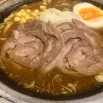牛こくラーメン まる勝 - 焼豚ならぬ、焼牛