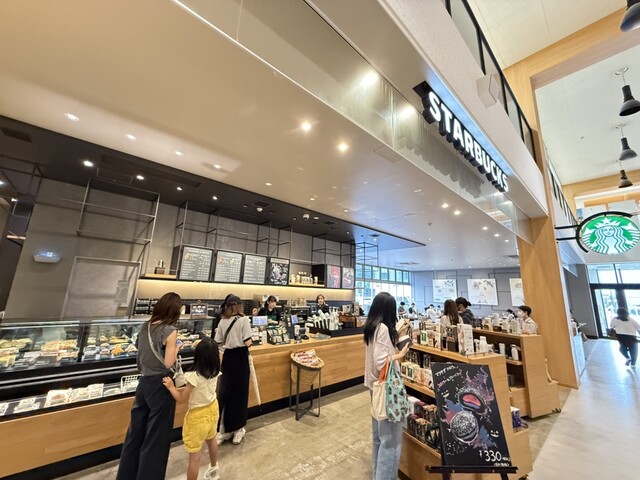Starbucks Coffee Tsutaya Kasugai Ten photo 4