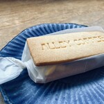 アリー コーヒー - ロゴの比率。