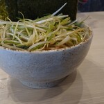 横浜家系ラーメン 蓮 - 横から♪やんちゃなネギ