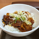 スガキヤ - 焼き鳥丼 アップ