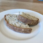 リトルネスト - パン