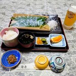 御宿 海舟 - 特選いかコース
                                いか活造り定食　3,630円
                                ／定食の内容は、いか活造り、いか後造り（天ぷら）、いかシュウマイ、小鉢、茶わん蒸し、ご飯、お吸い物、香の物、フルーツ